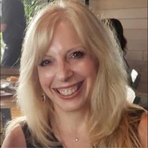 Meet your Posher, Elena